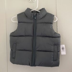 Old navy baby vest. Size 12-18M